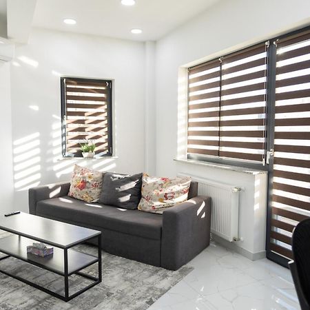 Astar Apartments - Extra Large Rădăuţi Eksteriør billede