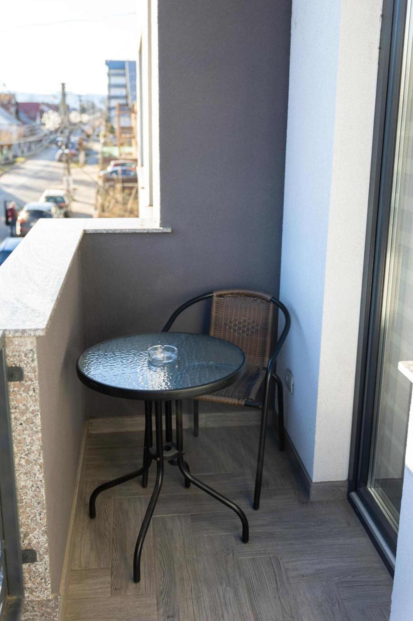 Astar Apartments - Extra Large Rădăuţi Eksteriør billede
